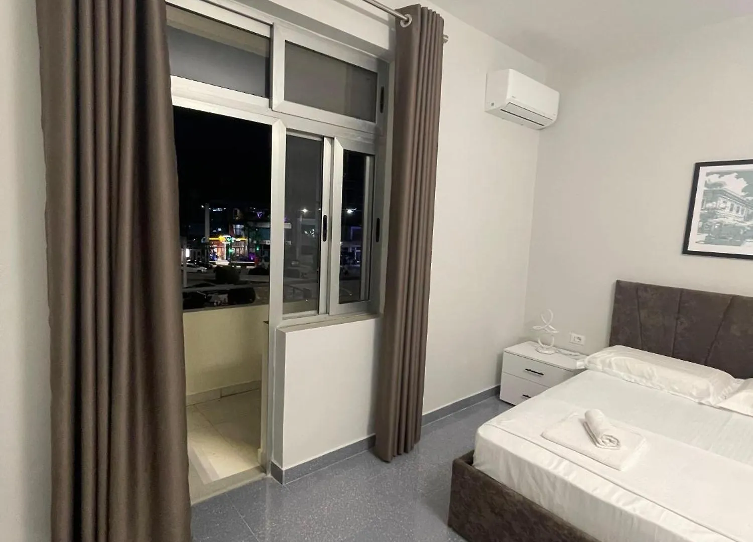 בית הארחה שקודר City Center Inn אלבניה